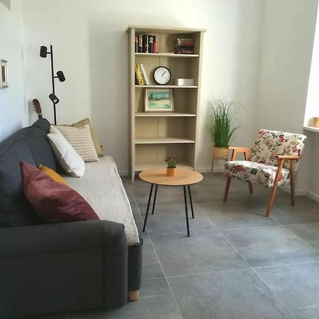 Lovely Apartment In The City Center พูลา ภายนอก รูปภาพ